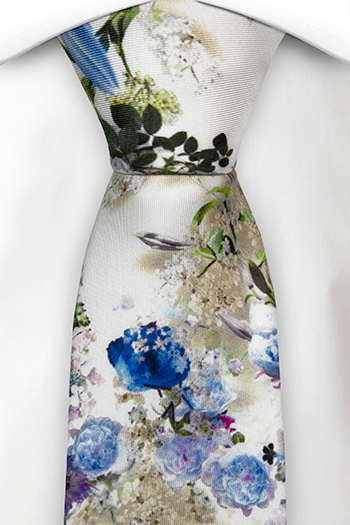 Silke Slips, Blå, hvite og lilla blomster på hvitt, Hvit, Blomstrete