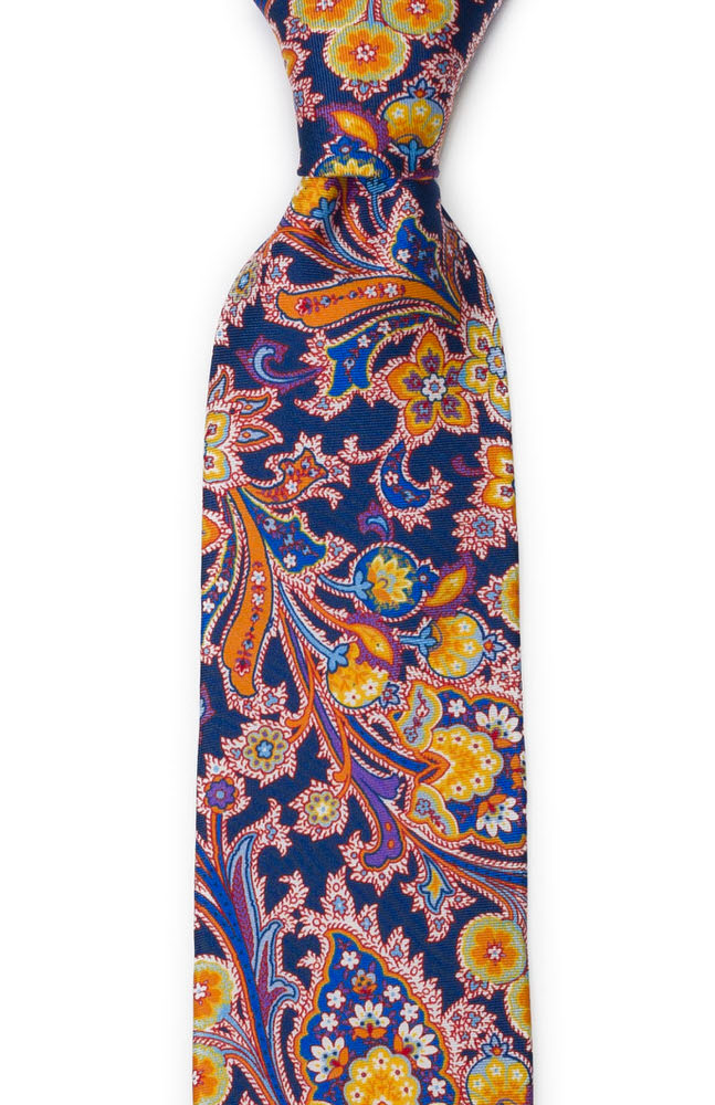 Silke Slips, Surrealistiske, flerfargete blomster på oransje