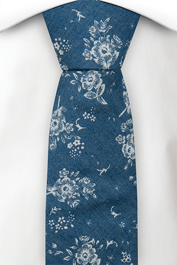 Bomull Smale Slips, Myke, hvite roser på denimblått, Blå, Blomster
